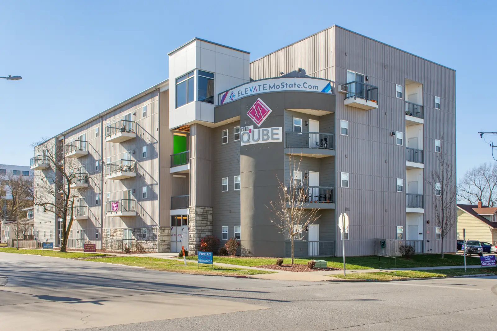 The Q ube POI 004 The Q ube POI 004